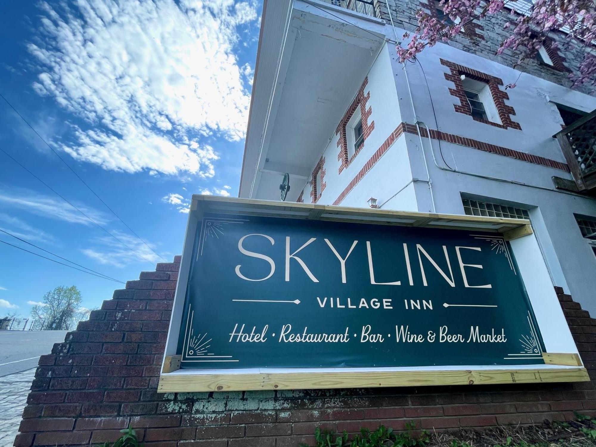 Skyline Village Inn Spruce Pine Exterior photo